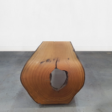 Load image into Gallery viewer, curved table